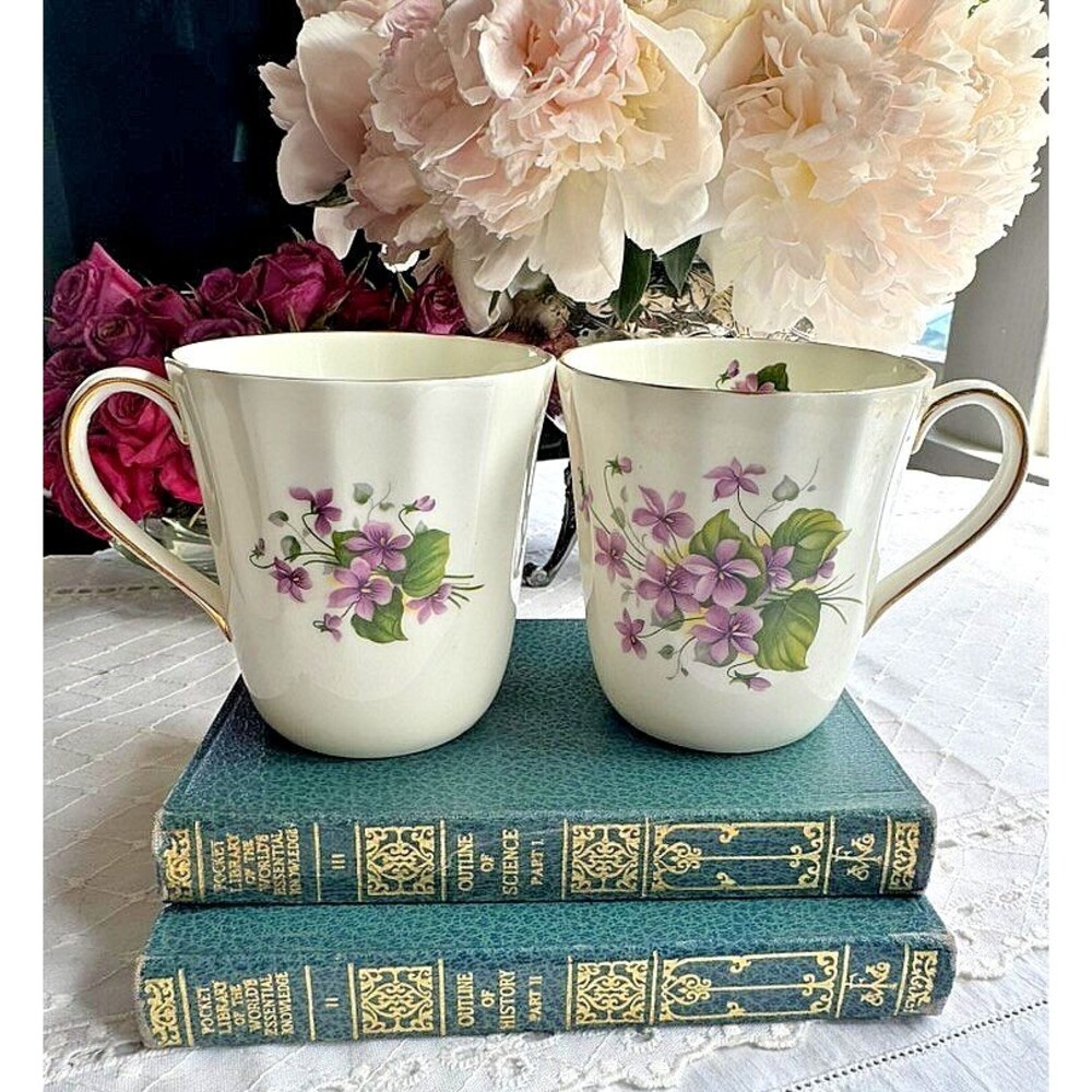 Regency English Bone China 2 Scallop Coffee Cups Purple Violets RE5